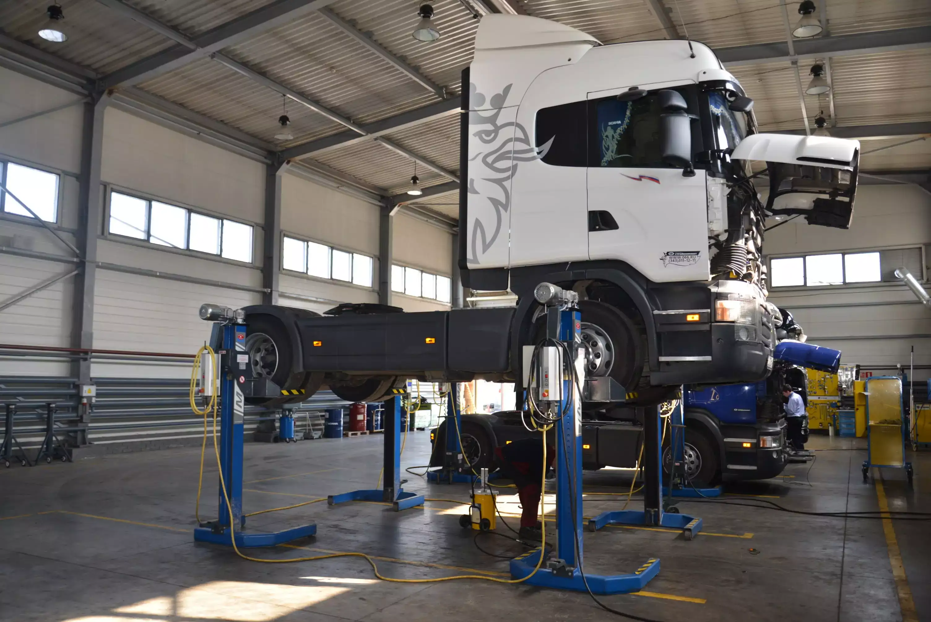 Ремонт, обслуговування та розборка автомобілів SCANIA