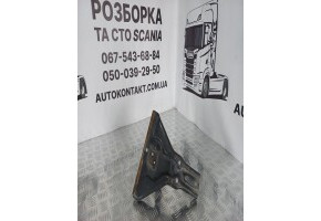 Кронштейн переднього крила