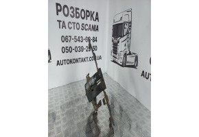 Кронштейн бокової щоки решітки