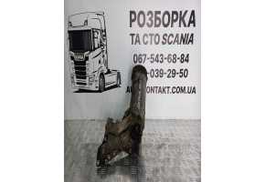 Корпус масляного фільтра двигуна