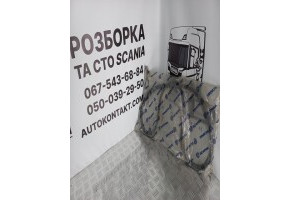 Ущільнення бокового люка кабіни