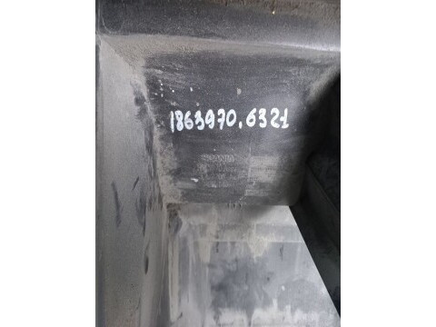 Корпус основного опалювача кабіни