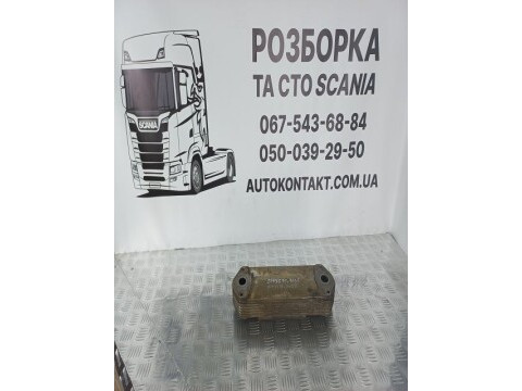 Охолоджувач масла двигуна